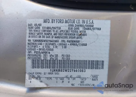 2002 Lincoln Town Car Signature из США, поврежденный, VIN 1LNHM82W22Y661083